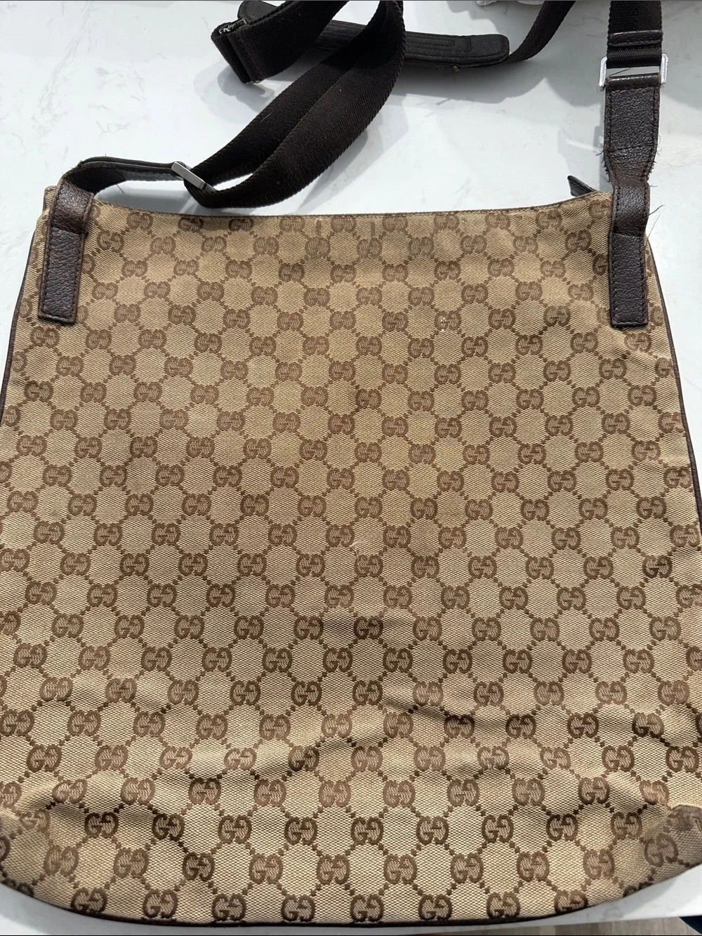 Gucci Beige/Brown GG Supreme Crossbody Messenger Bag authentic